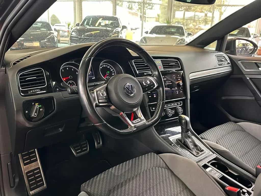 Volkswagen Golf 1,5 TSI VariantDSG / R -LINE /ACC/RFK/NAVI 02/2020-photo-5