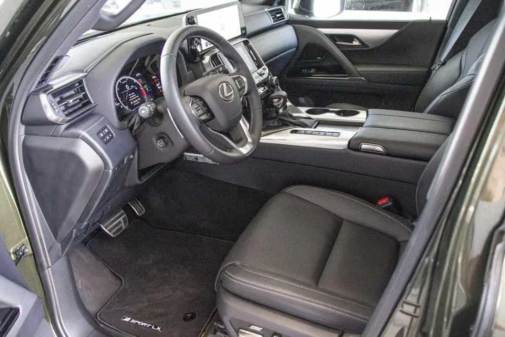 Lexus LX 600 F SPORT 10/2024-photo-15