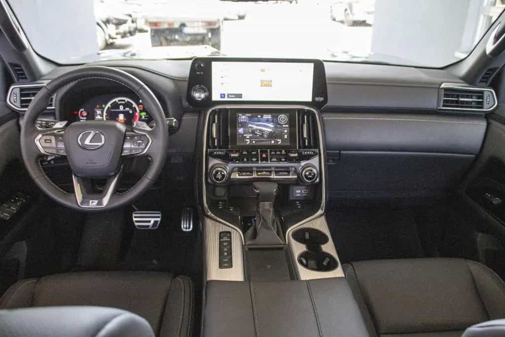 Lexus LX 600 F SPORT 10/2024-photo-26