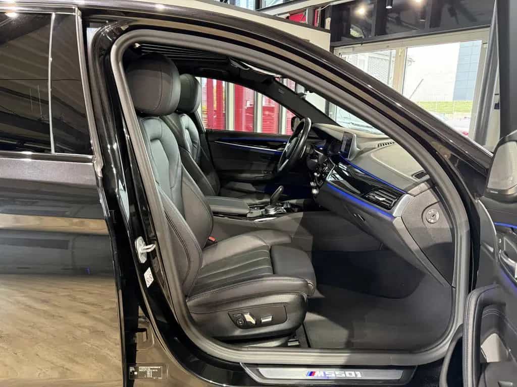 BMW M550 i xDrive*DEUTSCH*G.SHD*ACC*KAMERA*LASER*H&K 07/2020-photo-18