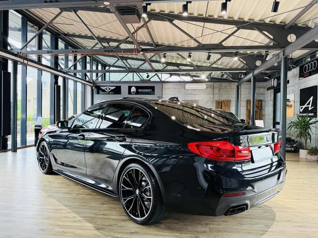 BMW M550 i xDrive*DEUTSCH*G.SHD*ACC*KAMERA*LASER*H&K 07/2020-photo-3