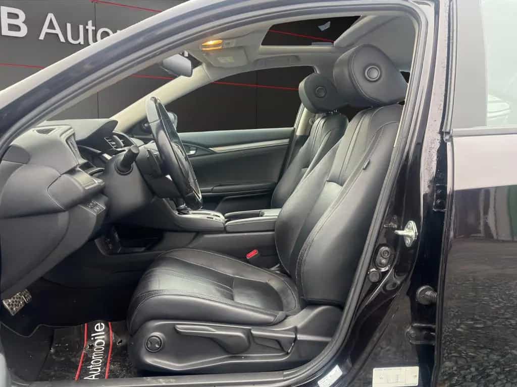 Honda Civic Lim. 4-trg. 1.5 Exec. GSD/Navi/Leder/LED 11/2017-photo-12