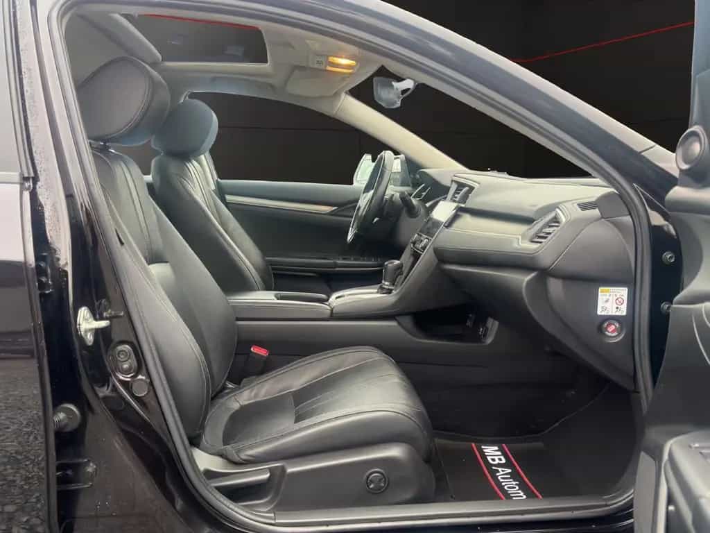 Honda Civic Lim. 4-trg. 1.5 Exec. GSD/Navi/Leder/LED 11/2017-photo-13