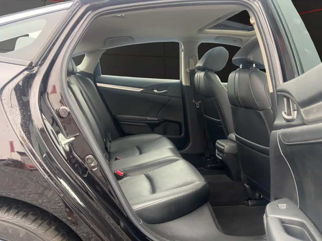 Honda Civic Lim. 4-trg. 1.5 Exec. GSD/Navi/Leder/LED 11/2017-photo-15