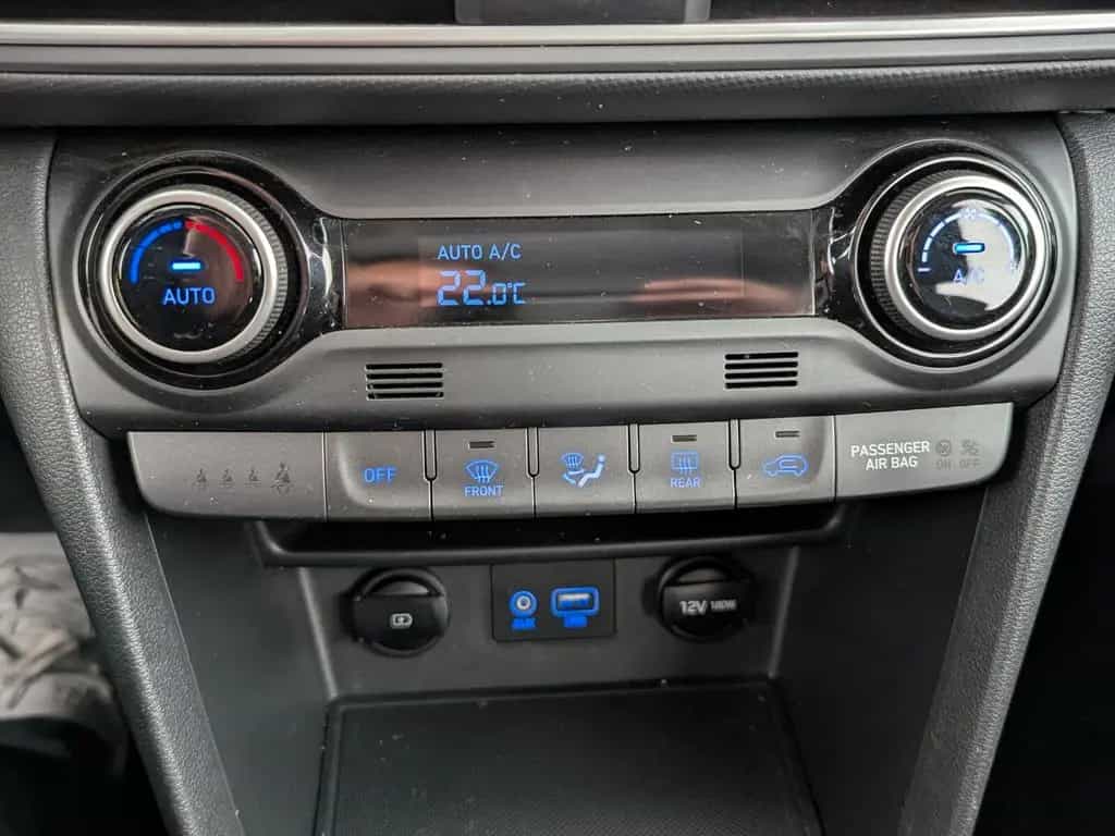 Hyundai KONA 1.0 T-GDI Trend 2WD NAVI+RFK+SHZ+SPUR+Klima 07/2019-photo-20