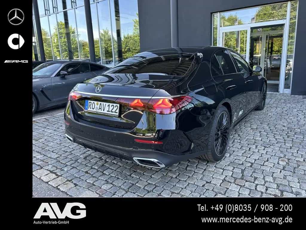 Mercedes-Benz E 220 d AMG Night Edition Burmester® Pano 360° 05/2026-photo-3