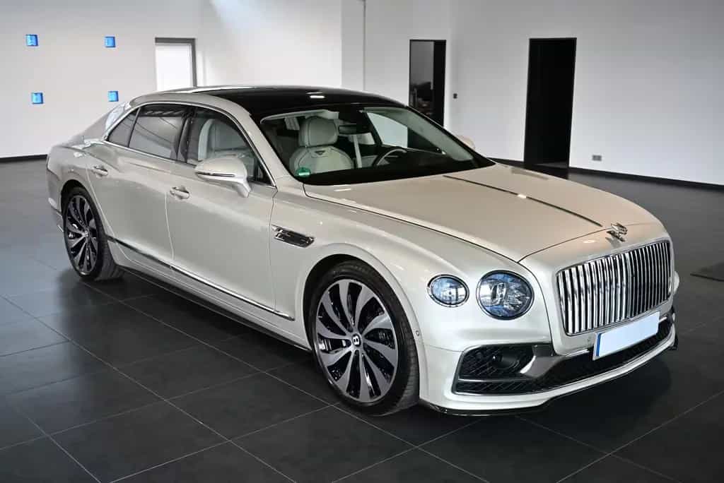 Bentley Flying Spur V8 First Edition/DE/Mulliner/Styling 07/2021-photo-0