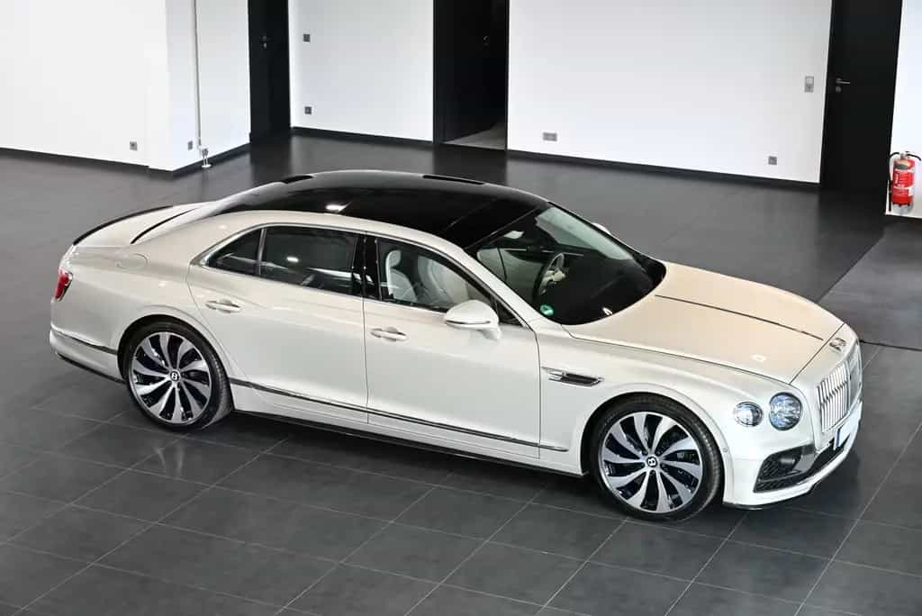 Bentley Flying Spur V8 First Edition/DE/Mulliner/Styling 07/2021-photo-1