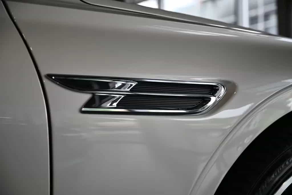 Bentley Flying Spur V8 First Edition/DE/Mulliner/Styling 07/2021-photo-23