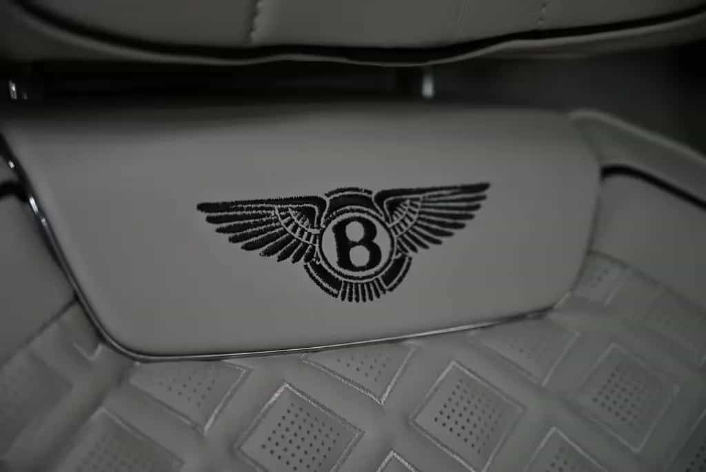Bentley Flying Spur V8 First Edition/DE/Mulliner/Styling 07/2021-photo-31