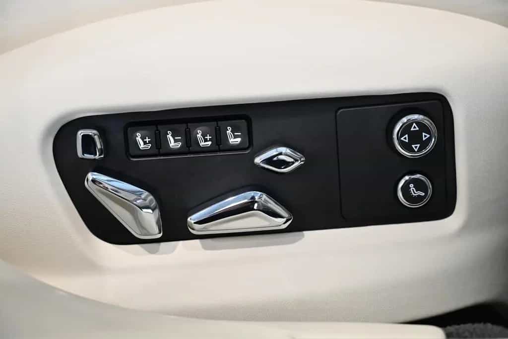 Bentley Flying Spur V8 First Edition/DE/Mulliner/Styling 07/2021-photo-42