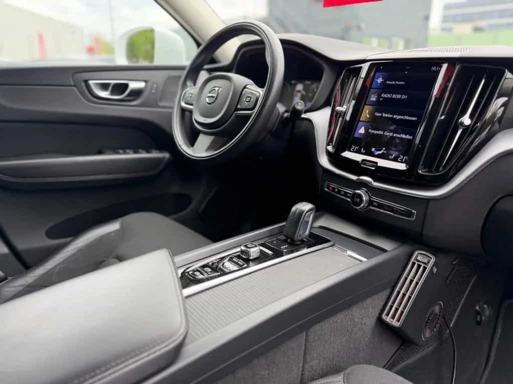 Volvo XC60 XC 60  Momentum Pro AWD*H&K*ACC*LED*AHK* 12/2020-photo-12