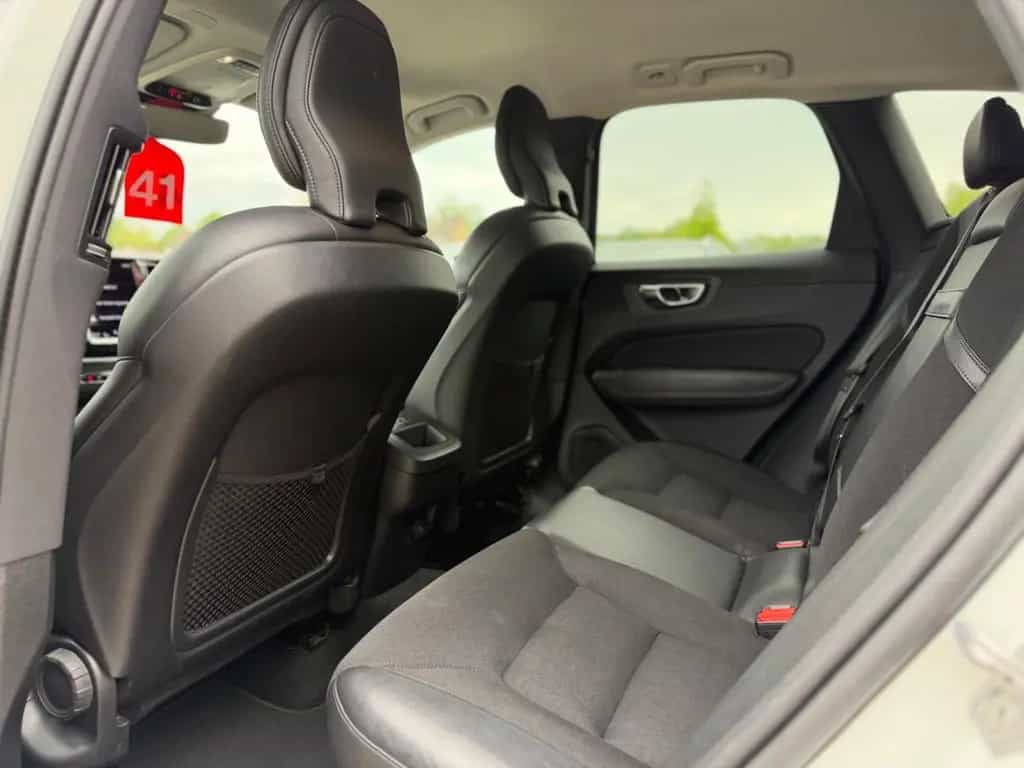 Volvo XC60 XC 60  Momentum Pro AWD*H&K*ACC*LED*AHK* 12/2020-photo-26