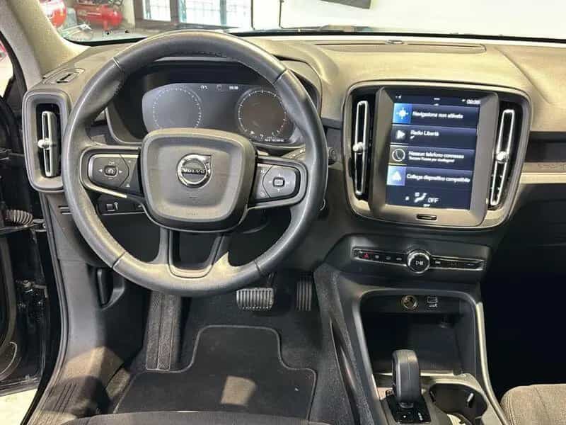 Volvo XC40 T2 automatico Essential 12/2022-photo-10