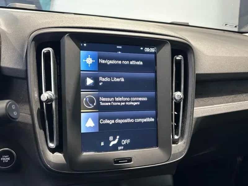 Volvo XC40 T2 automatico Essential 12/2022-photo-13