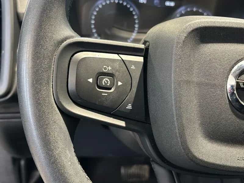 Volvo XC40 T2 automatico Essential 12/2022-photo-14
