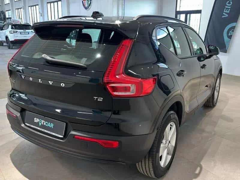 Volvo XC40 T2 automatico Essential 12/2022-photo-3