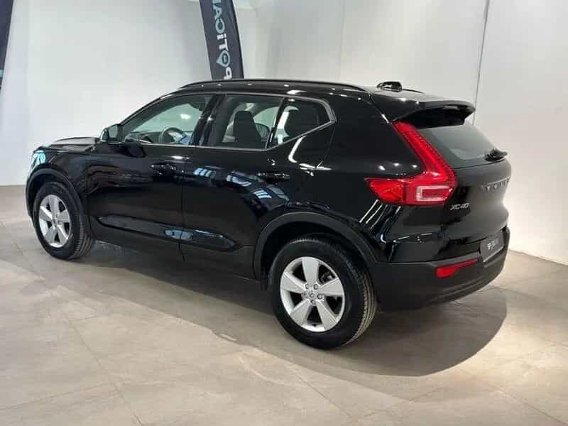 Volvo XC40 T2 automatico Essential 12/2022-photo-5