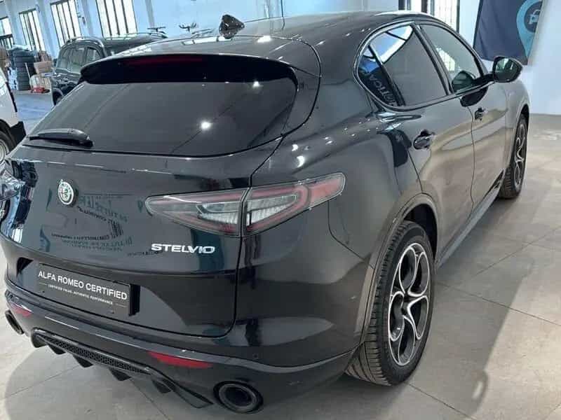 Alfa Romeo Stelvio 2.2 TD 210 CV Veloce AT8 Q4 02/2025-photo-3
