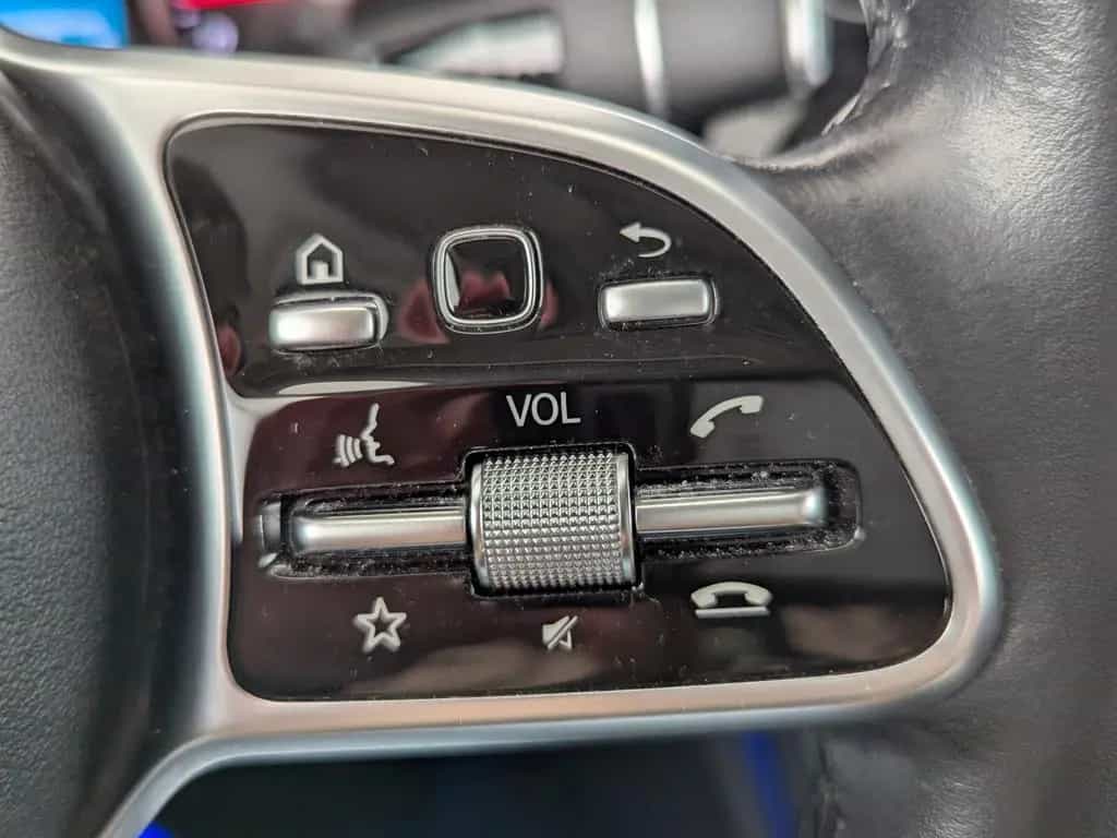 Mercedes-Benz C 300 T Avantgarde LED+NAVI+SHZ+RFK+TEMP+BC/FIS 06/2019-photo-25