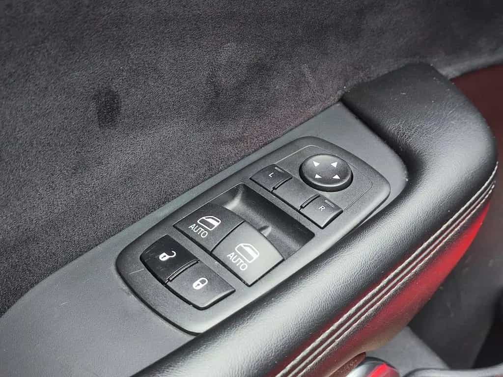 Dodge Challenger R/T 345 V8 HEMI|LED|LEDER|SHZ|KAMERA| 07/2022-photo-14