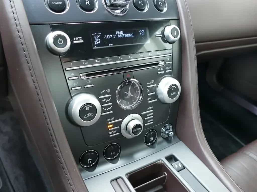 Aston Martin V8 Vantage 4.7L 2.HD/45´KM/Sonderleder/Sportpack 10/2009-photo-16