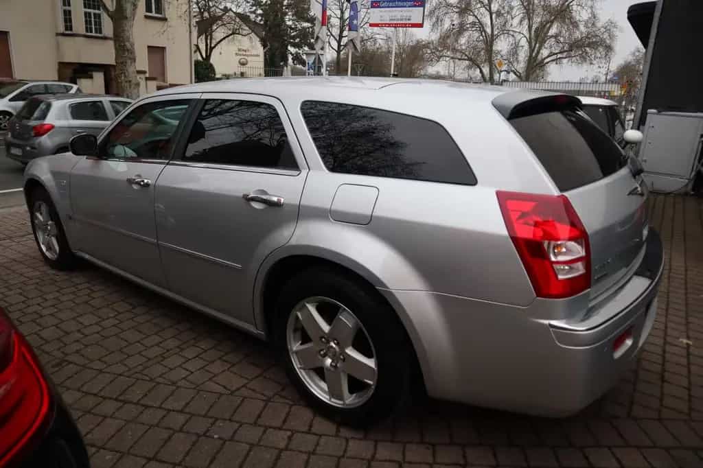 Chrysler 300C Touring 3.5 AWD Wenig Km !! Tuv Neu ! 11/2006-photo-1