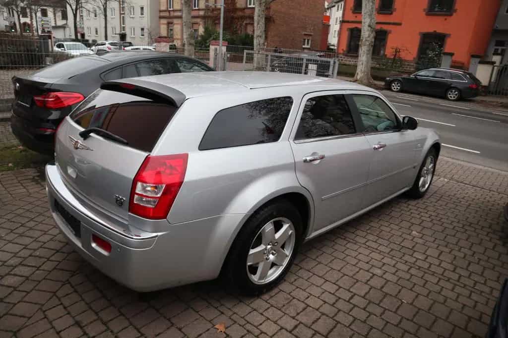 Chrysler 300C Touring 3.5 AWD Wenig Km !! Tuv Neu ! 11/2006-photo-4