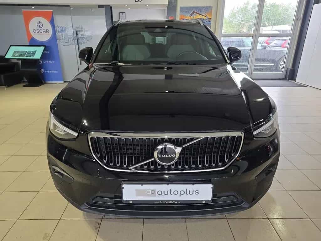 Volvo XC40 T2 Core ACC BLIS Kamera LED WinterPaket 08/2022-photo-2