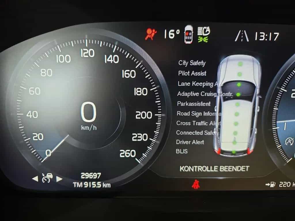 Volvo XC40 T2 Core ACC BLIS Kamera LED WinterPaket 08/2022-photo-21