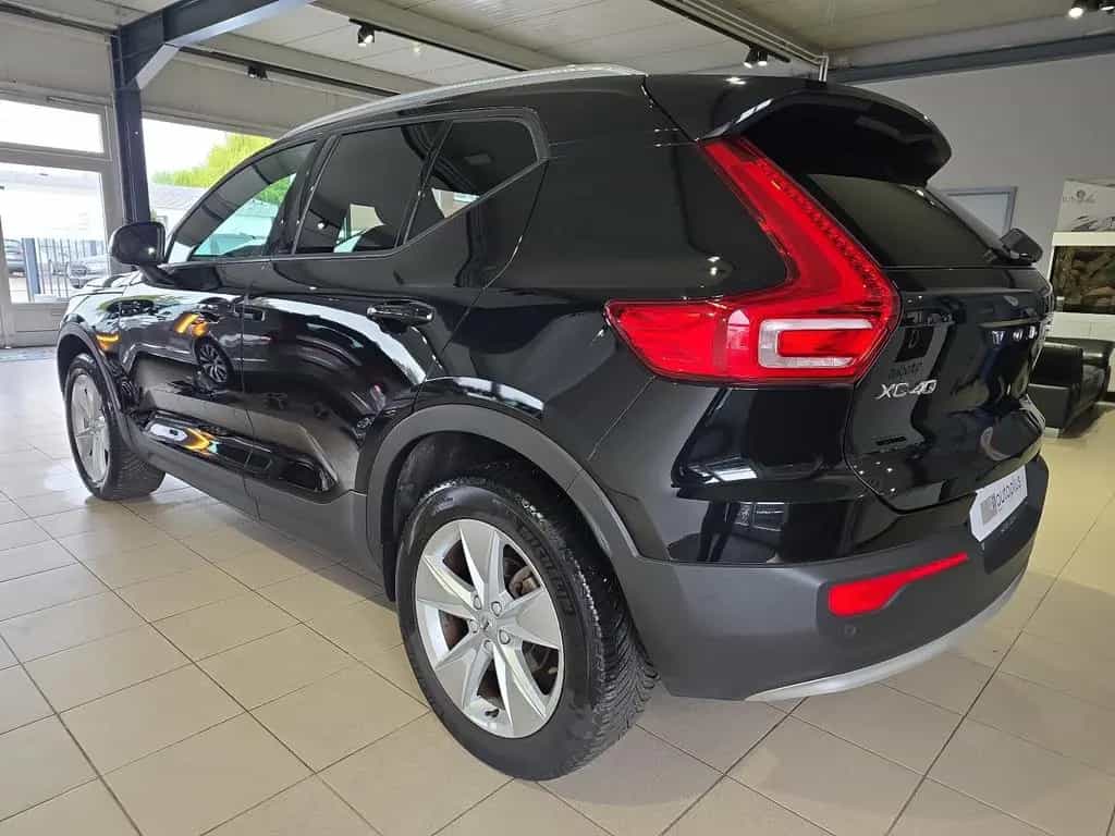 Volvo XC40 T2 Core ACC BLIS Kamera LED WinterPaket 08/2022-photo-9