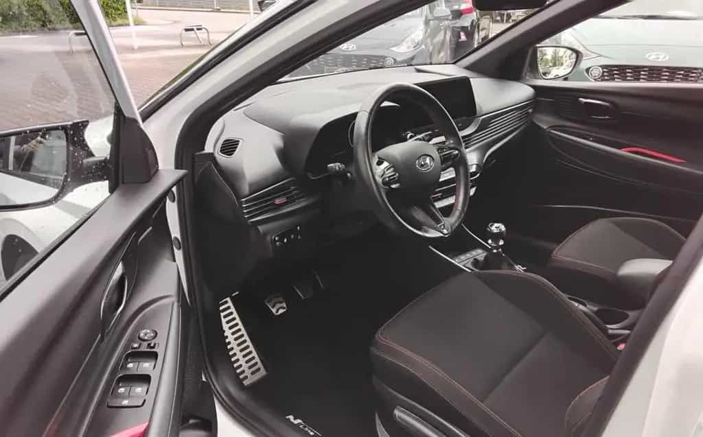 Hyundai i20 1.0 T-GDI N Line Vollausstattung Bose 05/2022-photo-11