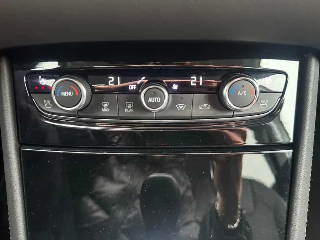 Opel Grandland X 2.0 D Autom. Ultimate *AHK*DENON*360 04/2020-photo-24