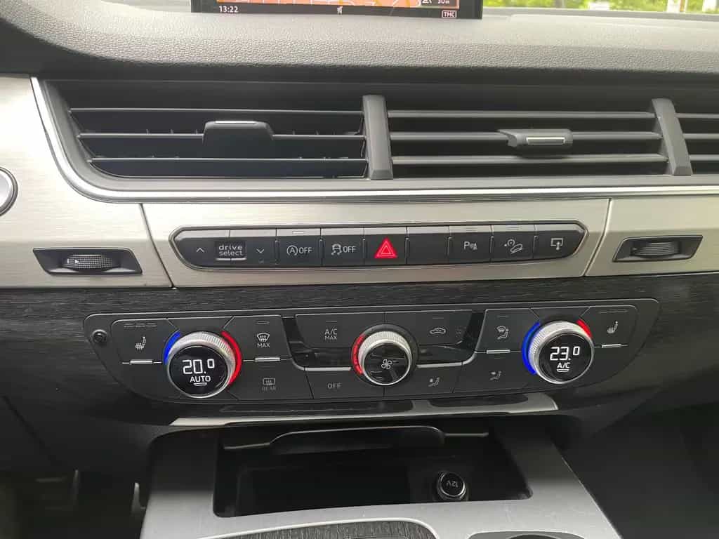 Audi Q7 3.0 TDI quattro S Line*TÜV*INSPEKTION*NEU 03/2016-photo-19