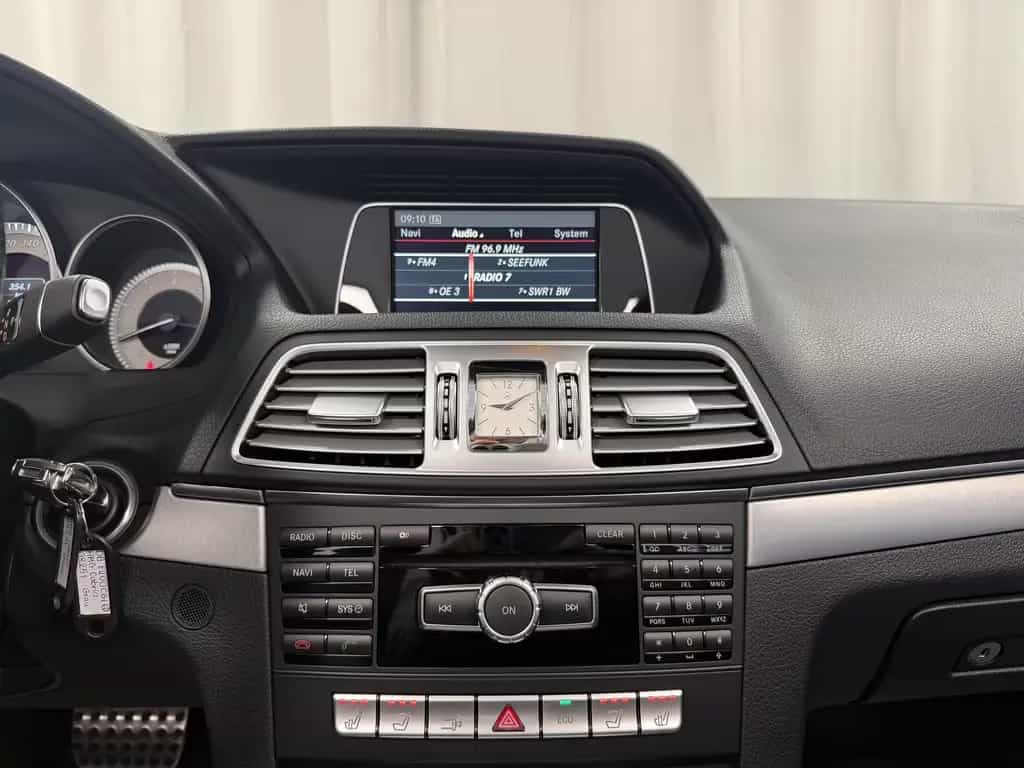 Mercedes-Benz E-Class CGI Cabrio Aut. AMG Line ILS-LED Airscarf 07/2015-photo-21
