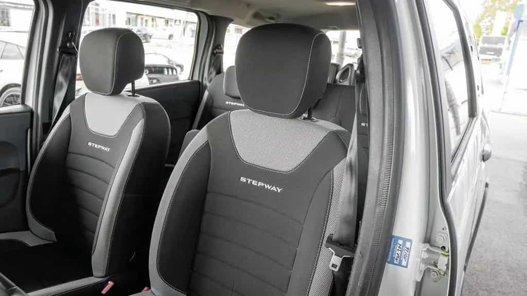 Dacia Lodgy STEPWAY PLUS *1HAND*7SITZER*AHK*KAM*NAVI* 11/2020-photo-11
