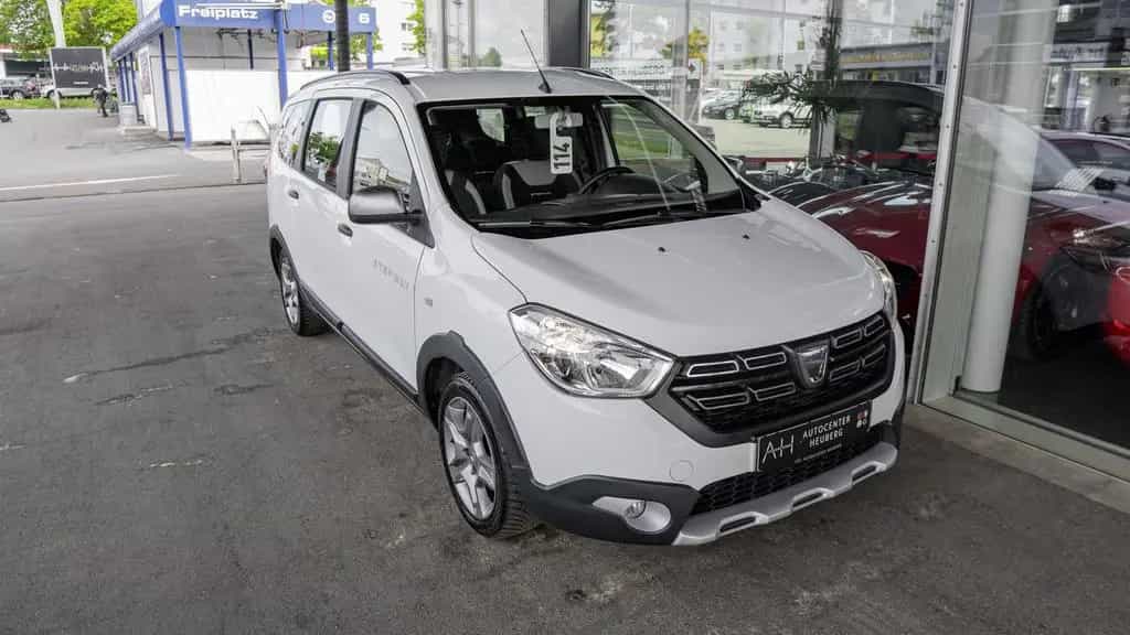 Dacia Lodgy STEPWAY PLUS *1HAND*7SITZER*AHK*KAM*NAVI* 11/2020-photo-12
