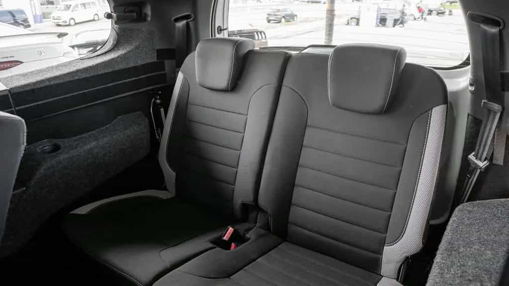 Dacia Lodgy STEPWAY PLUS *1HAND*7SITZER*AHK*KAM*NAVI* 11/2020-photo-16