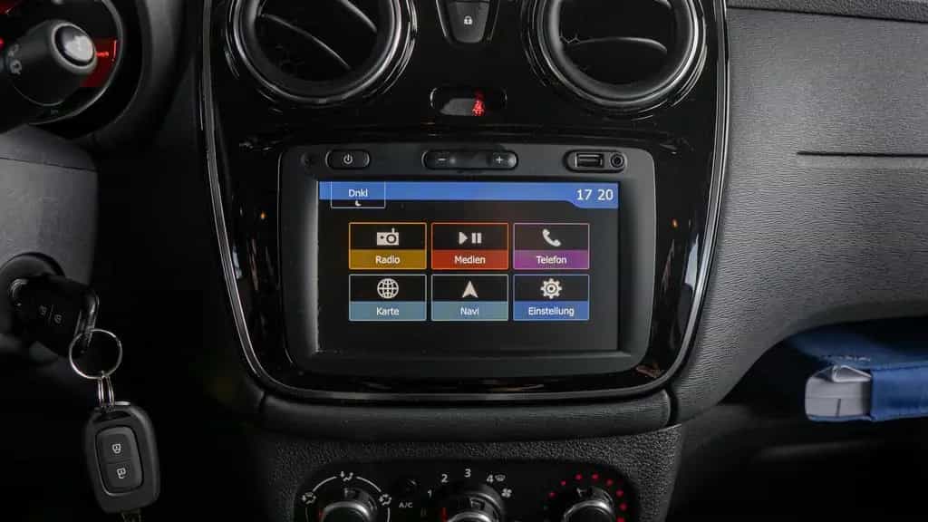Dacia Lodgy STEPWAY PLUS *1HAND*7SITZER*AHK*KAM*NAVI* 11/2020-photo-19