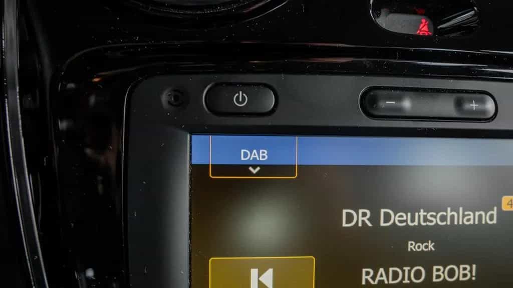 Dacia Lodgy STEPWAY PLUS *1HAND*7SITZER*AHK*KAM*NAVI* 11/2020-photo-22