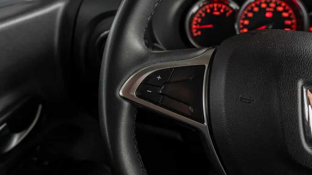 Dacia Lodgy STEPWAY PLUS *1HAND*7SITZER*AHK*KAM*NAVI* 11/2020-photo-29