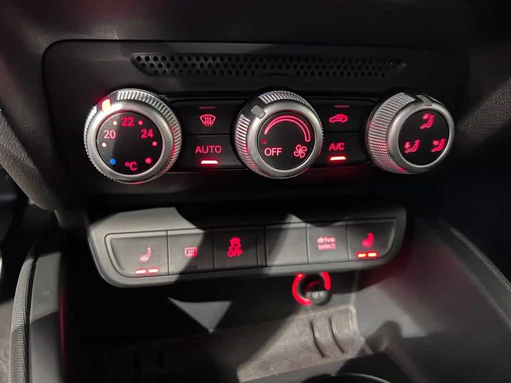 Audi S1 2.0 TFSI quattro Sportback  AUS 1.HAND NAVI 11/2016-photo-30
