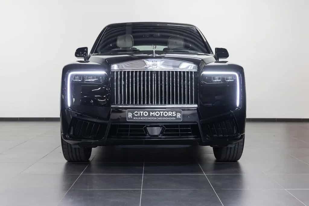 Rolls-Royce Cullinan Series II null-photo-6
