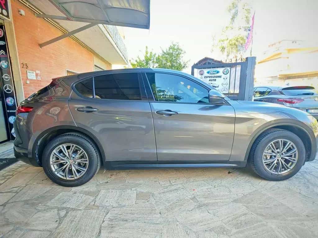 Alfa Romeo Stelvio 2.2 Turbodiesel 160 CV AT8 RW 05/2020-photo-3