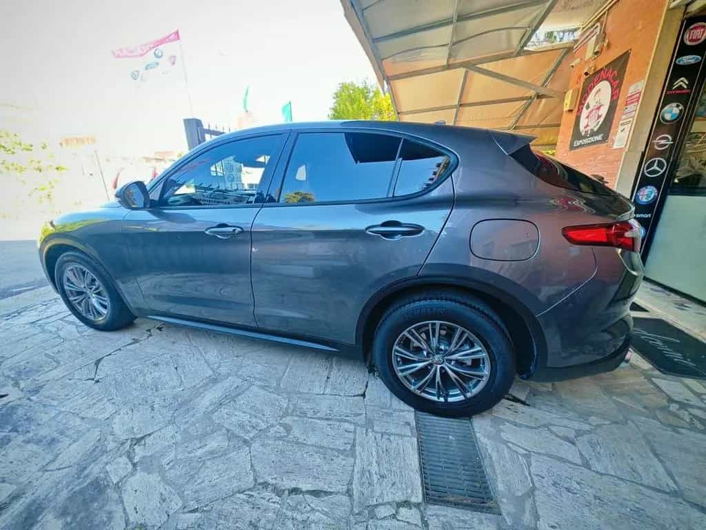 Alfa Romeo Stelvio 2.2 Turbodiesel 160 CV AT8 RW 05/2020-photo-7