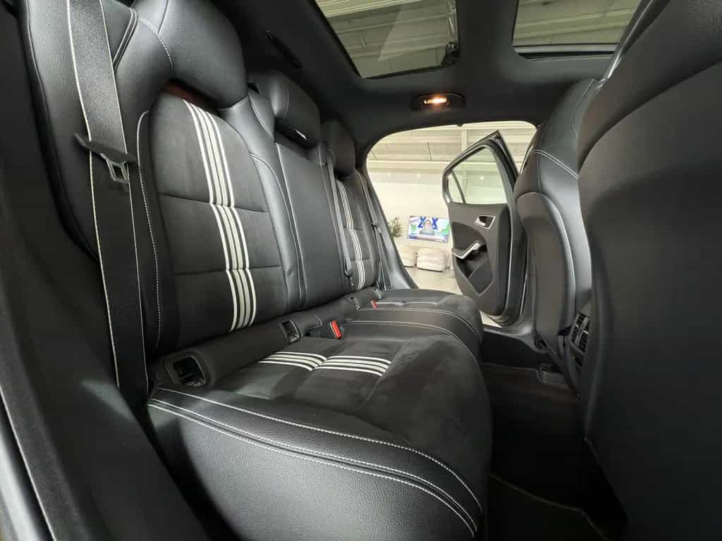 Mercedes-Benz GLA 200 AMG Line LED*360KAMERA*PANORAMA*NAVI*2HD 02/2018-photo-26