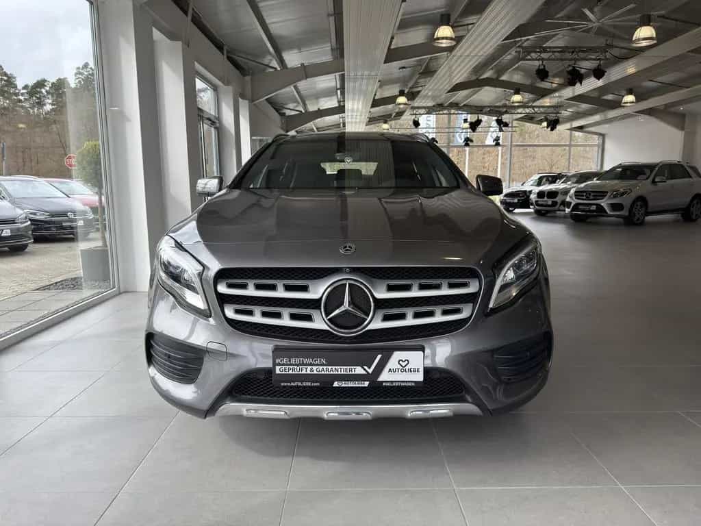 Mercedes-Benz GLA 200 AMG Line LED*360KAMERA*PANORAMA*NAVI*2HD 02/2018-photo-4