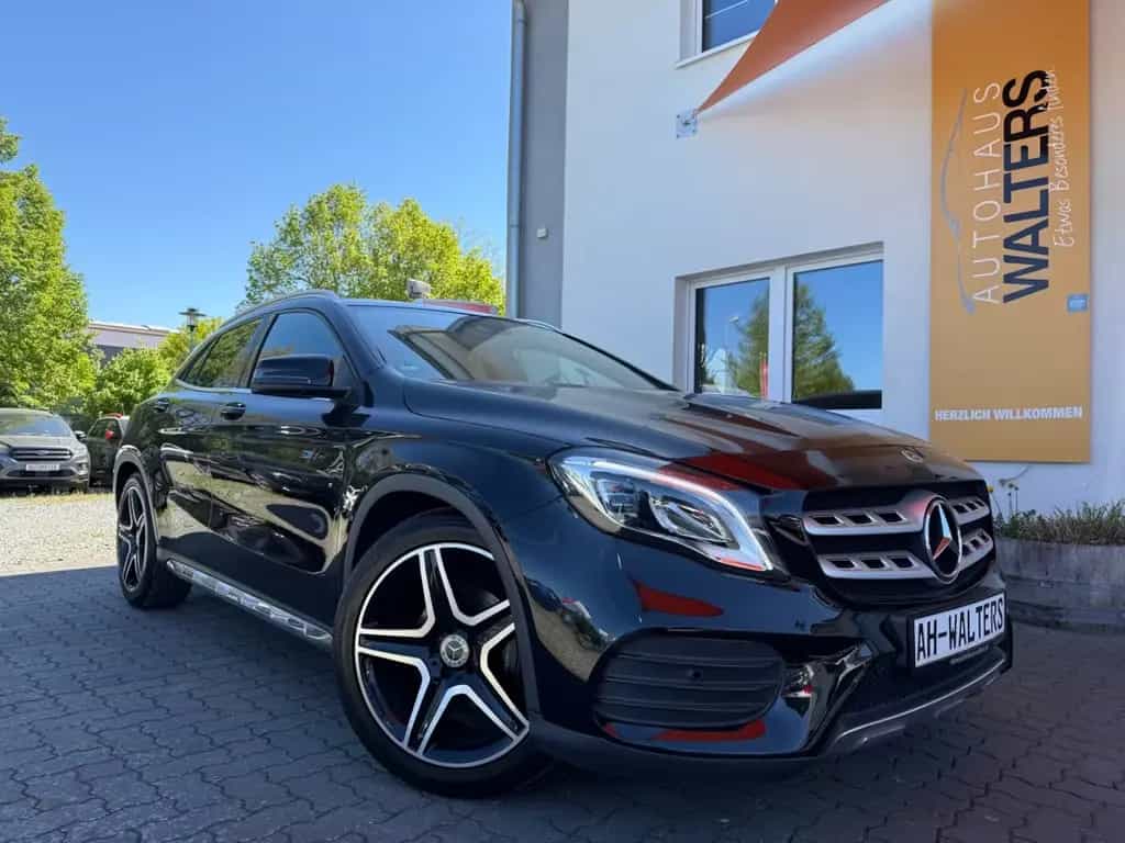 Mercedes-Benz GLA 200 AMG Line=Automatik-Schiebedach-SHZ= 11/2019-photo-0