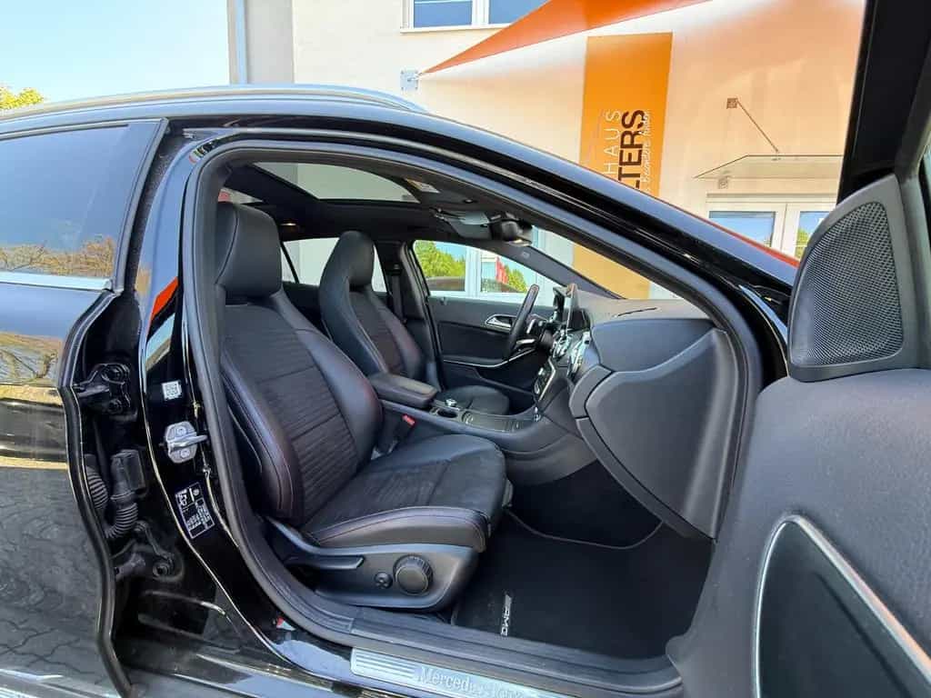 Mercedes-Benz GLA 200 AMG Line=Automatik-Schiebedach-SHZ= 11/2019-photo-14