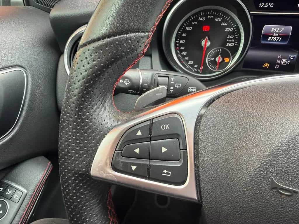 Mercedes-Benz GLA 200 AMG Line=Automatik-Schiebedach-SHZ= 11/2019-photo-21
